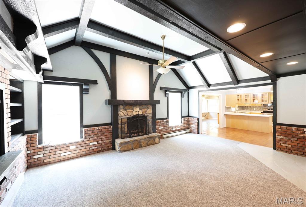26045250 Property Photo 36