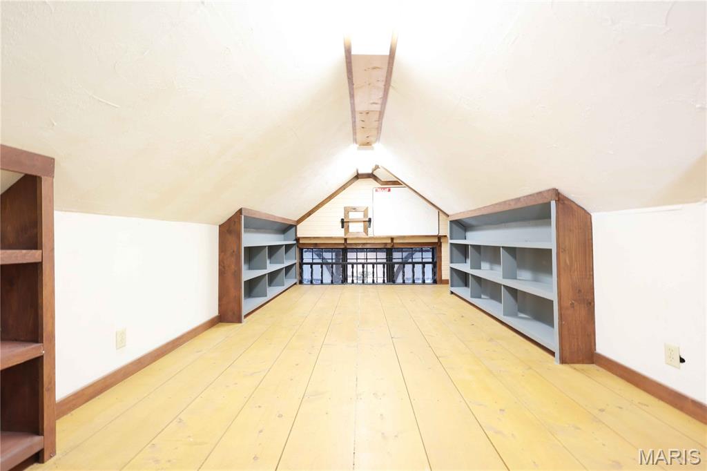 26045250 Property Photo 60