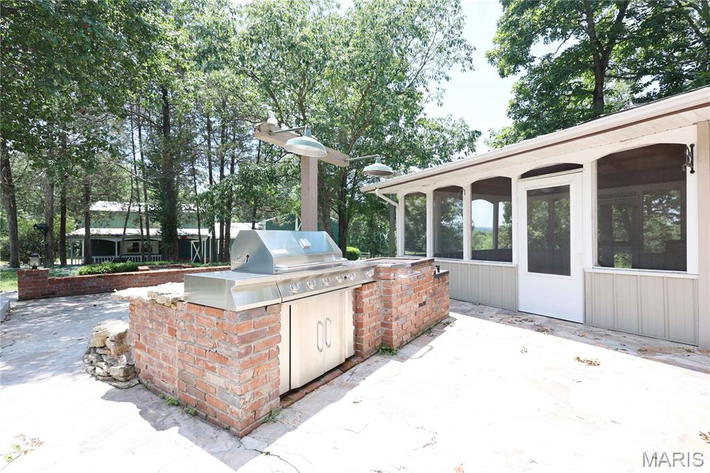26045250 Property Photo 64