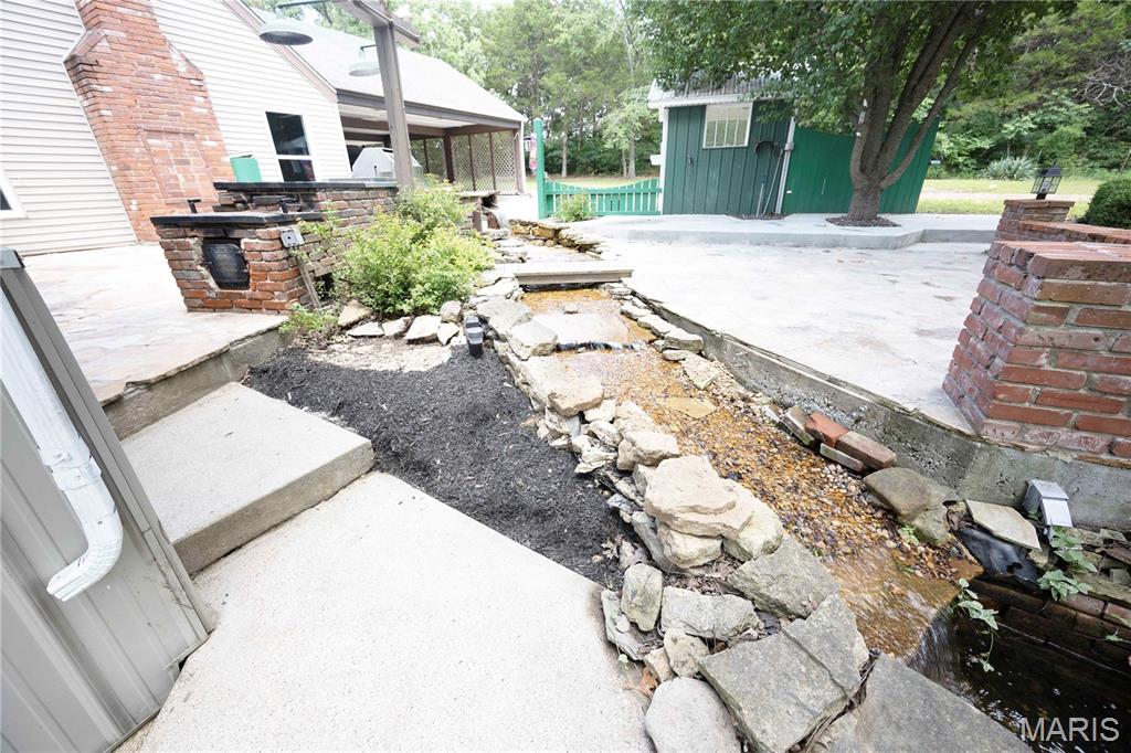26045250 Property Photo 68