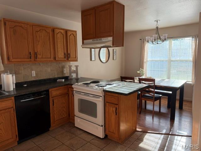 914 Pine Property Photo 9