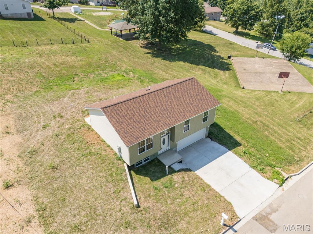 812 Kennett St Property Photo 45