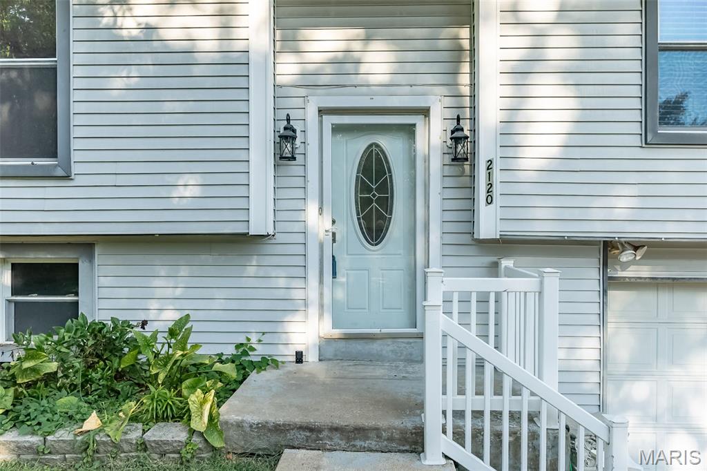 2120 Devonshire Drive Property Photo 2