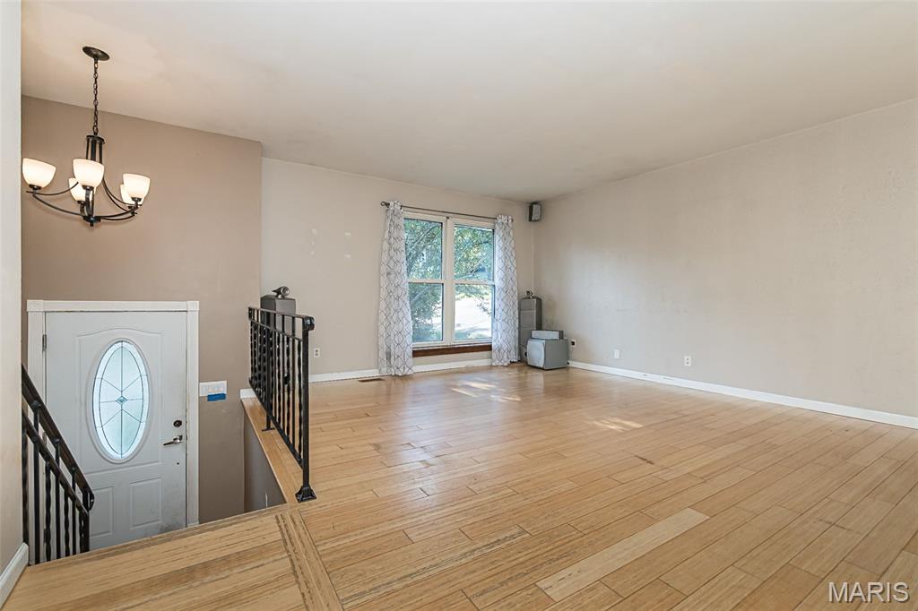 2120 Devonshire Drive Property Photo 4