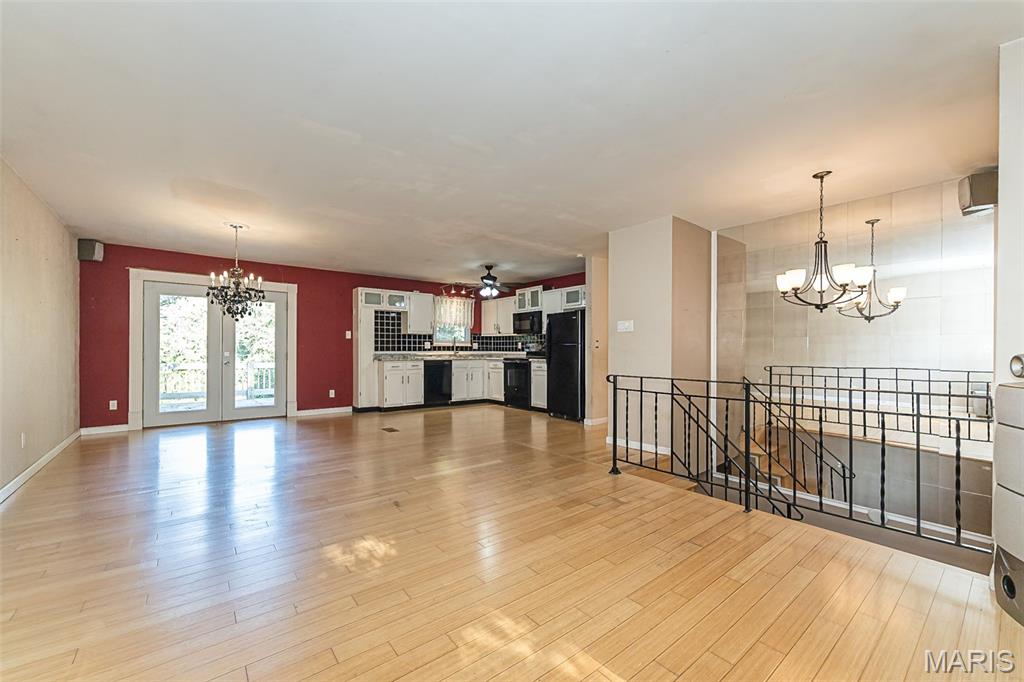2120 Devonshire Drive Property Photo 5