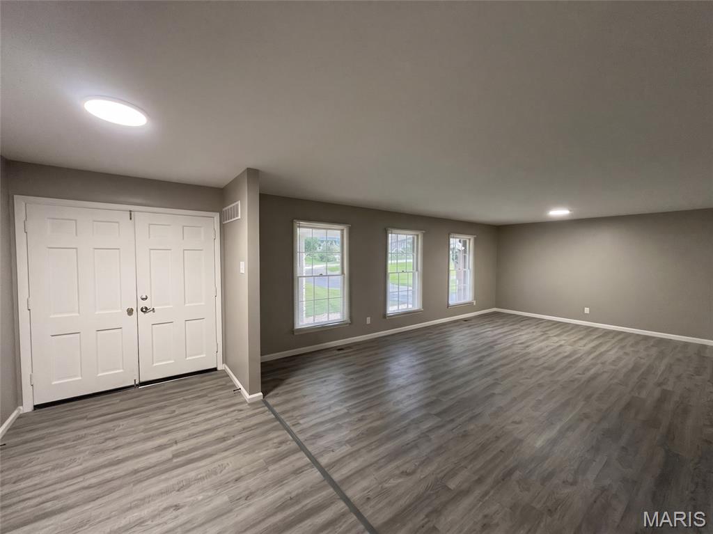 27 Nob Hill Drive Property Photo 11