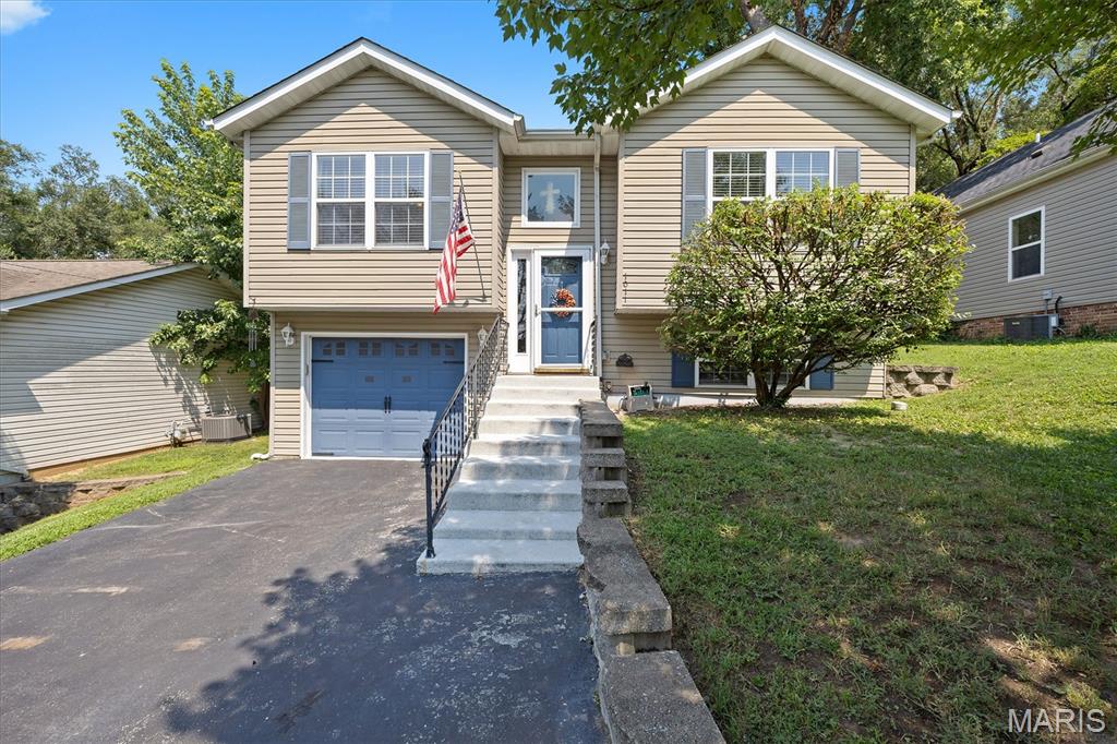 1011 Vine Street Property Photo 1