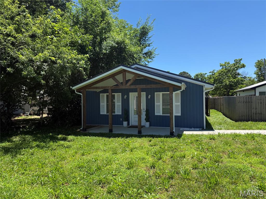 200 Missouri Avenue Property Photo 1