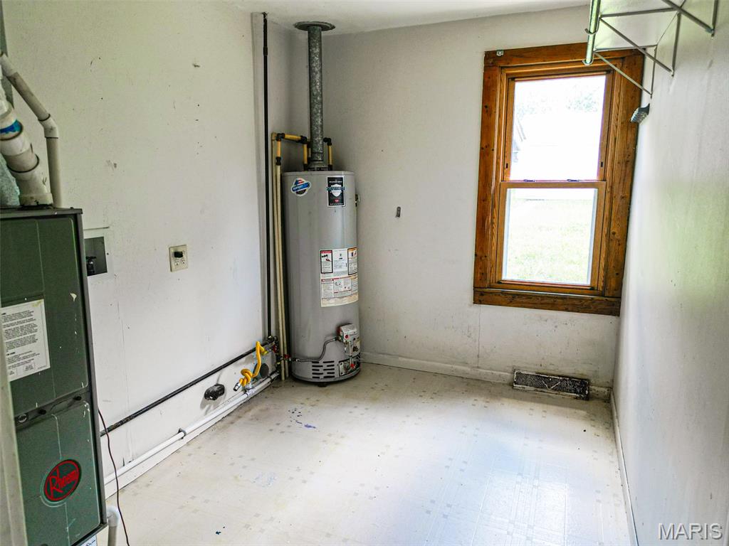 1113 Hess Avenue Property Photo 12