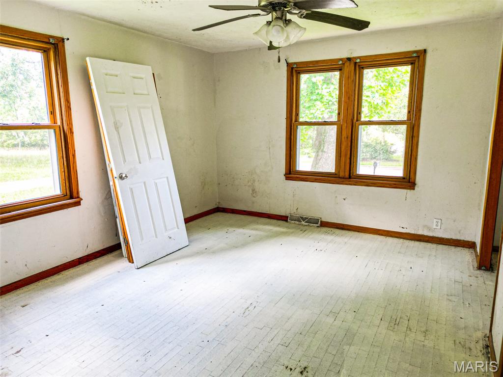 1113 Hess Avenue Property Photo 13