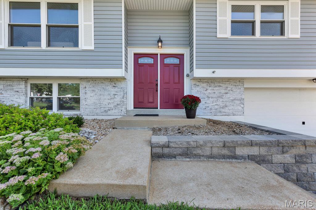 400 Coventry Lane Property Photo 1