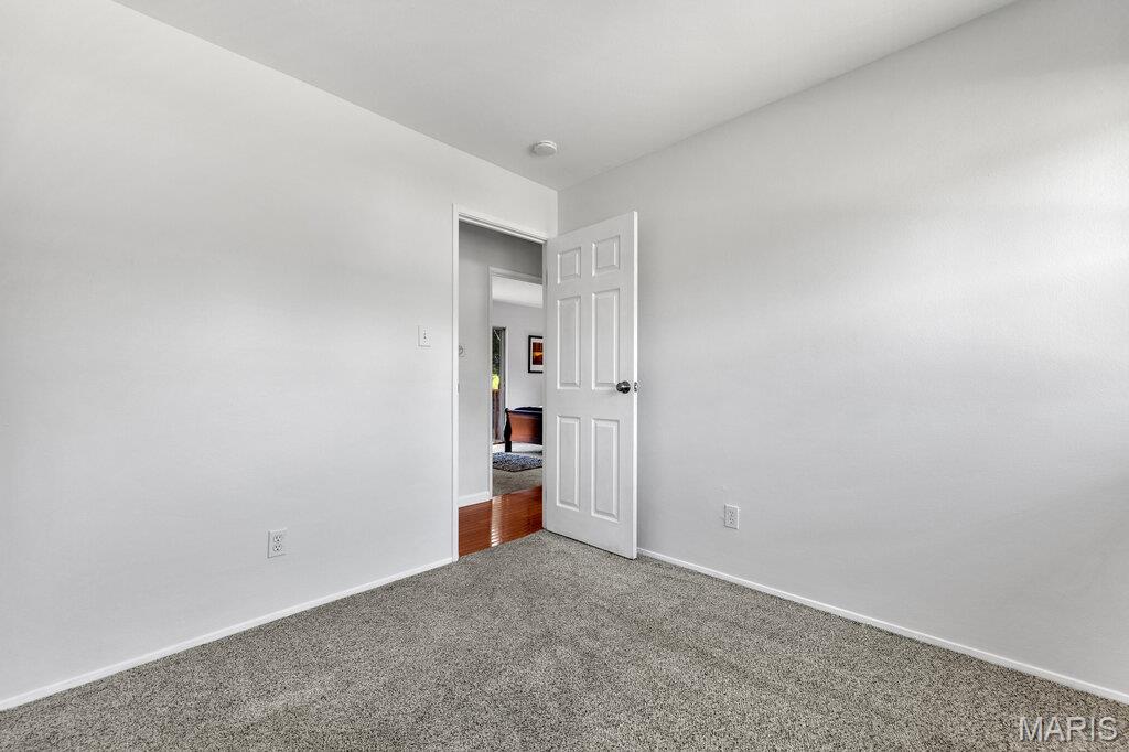 400 Coventry Lane Property Photo 23