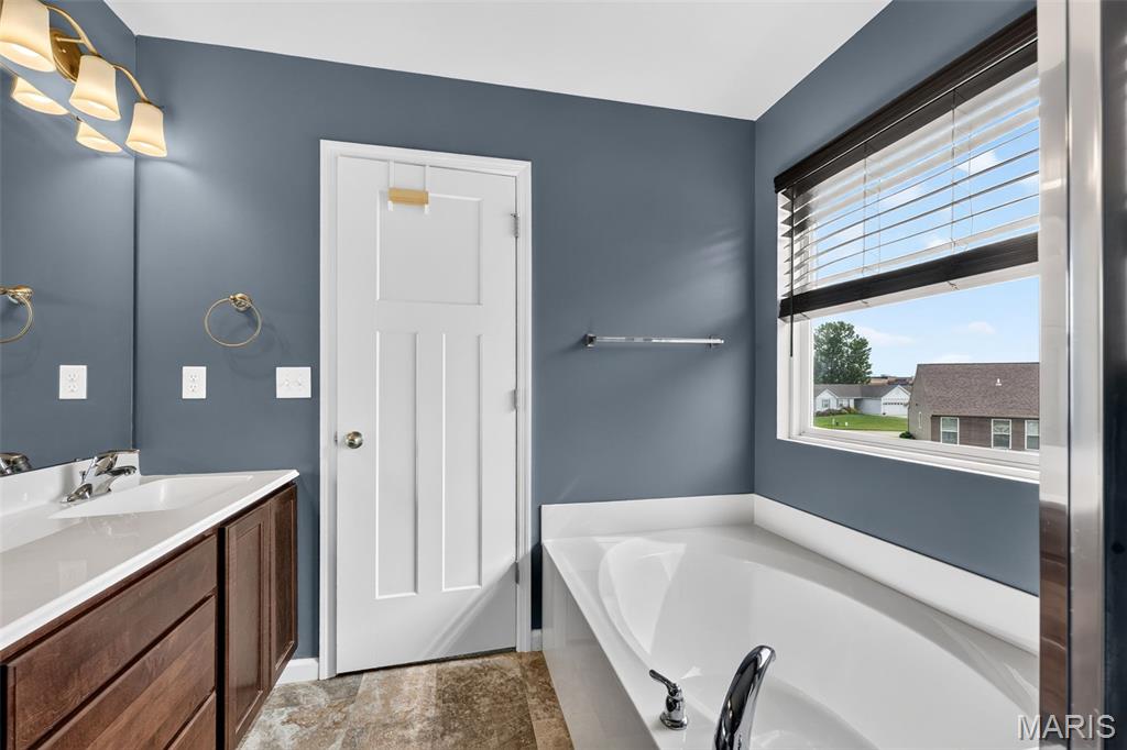 13 Stone Bridge Court Property Photo 17
