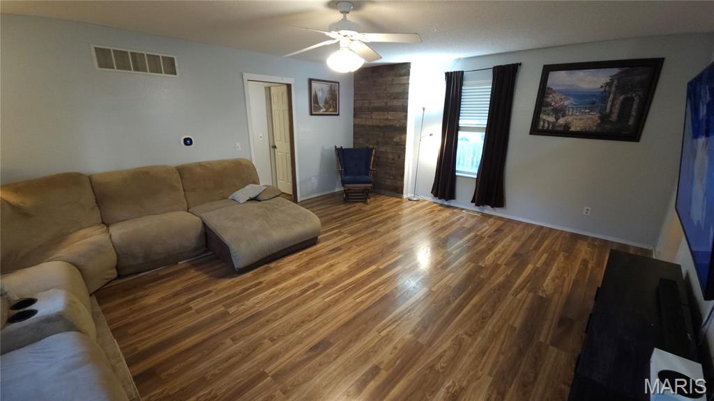 11 W Industrial Drive Property Photo 3