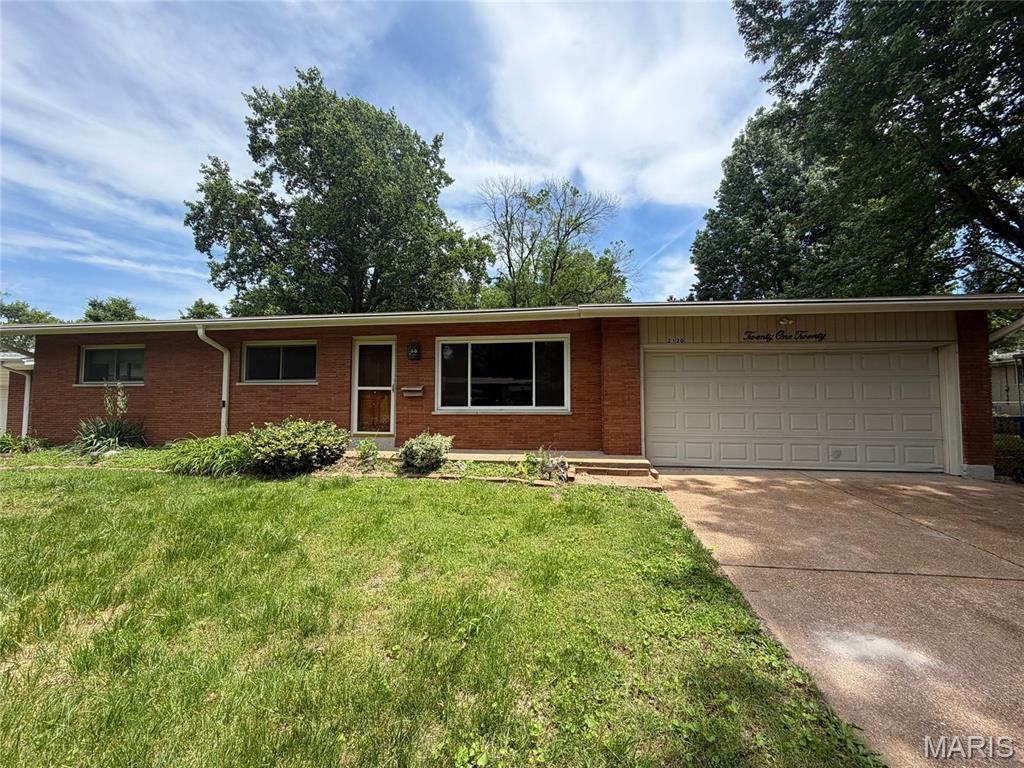 2120 Argo Drive Property Photo 1