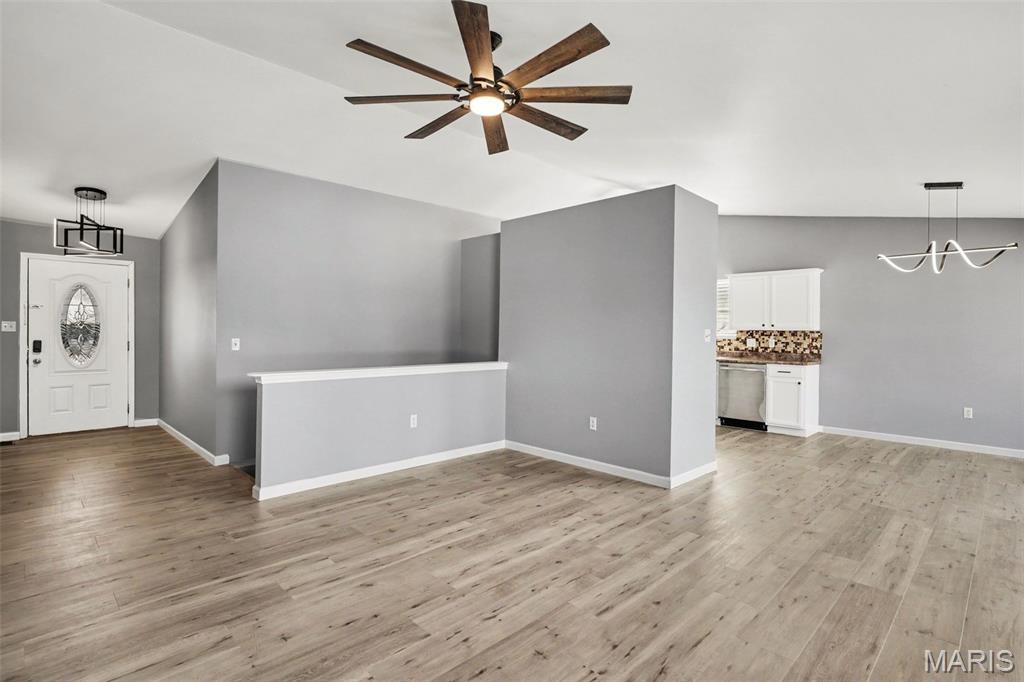 6017 Cross Pointe Drive Property Photo 9