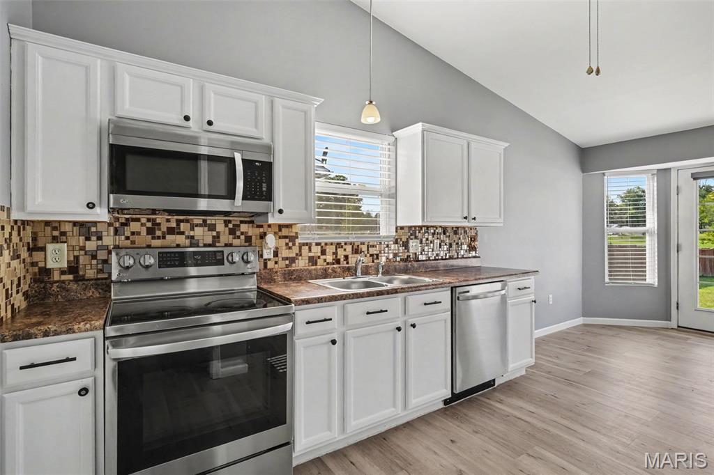 6017 Cross Pointe Drive Property Photo 13