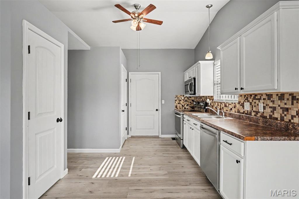 6017 Cross Pointe Drive Property Photo 14