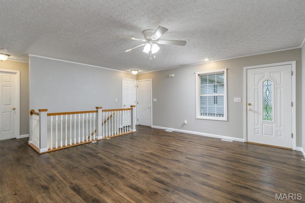24559 True Drive Property Photo 5