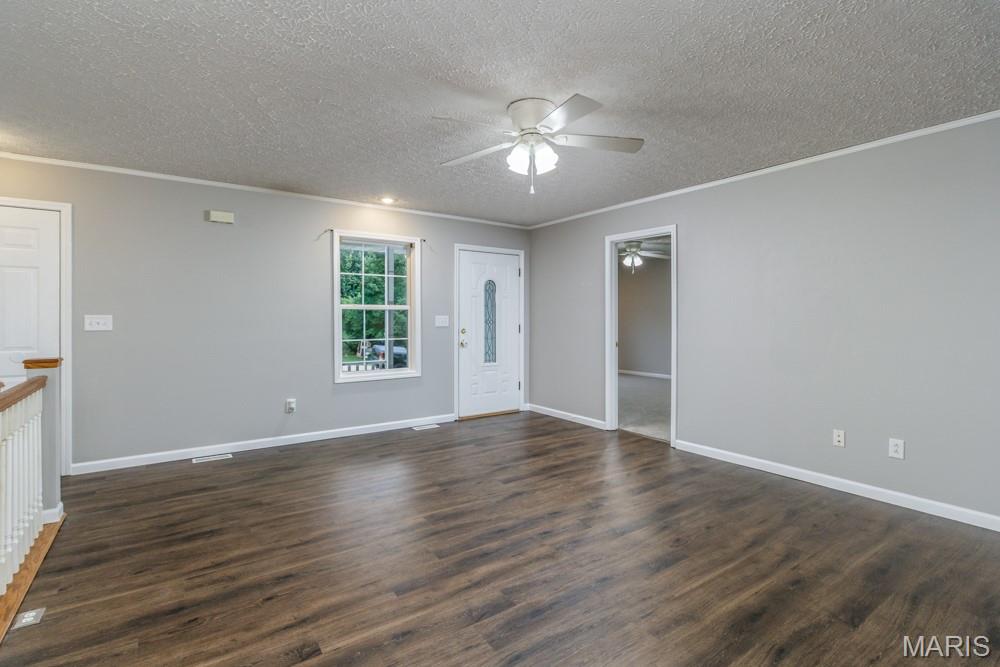 24559 True Drive Property Photo 6