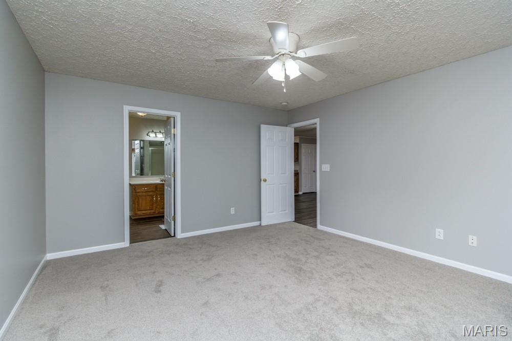 24559 True Drive Property Photo 11