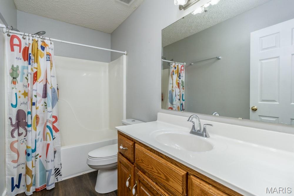 24559 True Drive Property Photo 16
