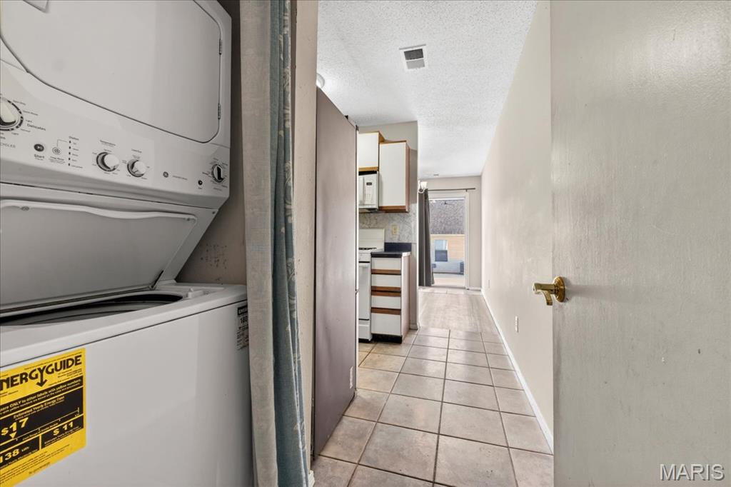 352 Windsor Place B Property Photo 10