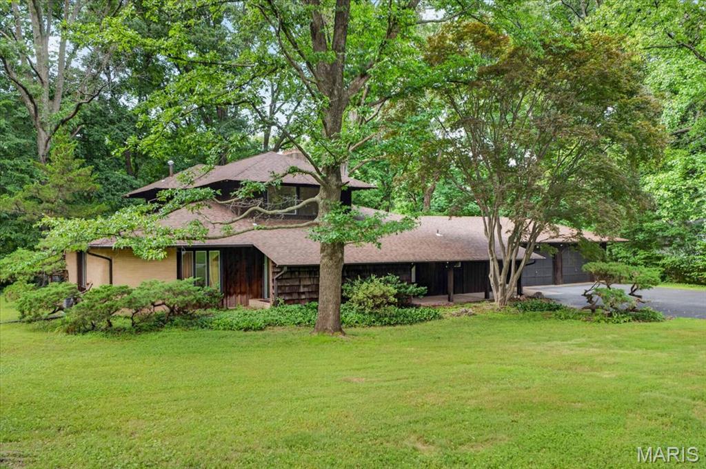 105 Shady Valley Drive