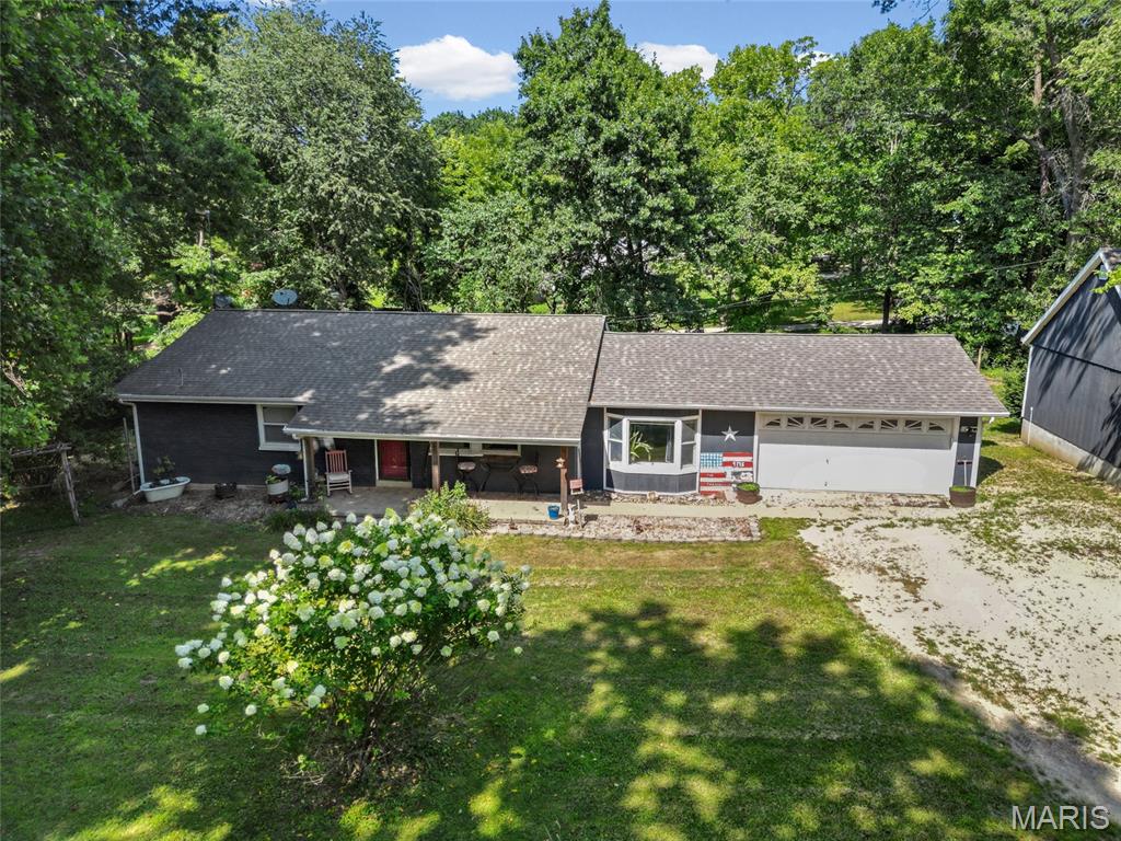 9175 Jones Creek Road Property Photo 1