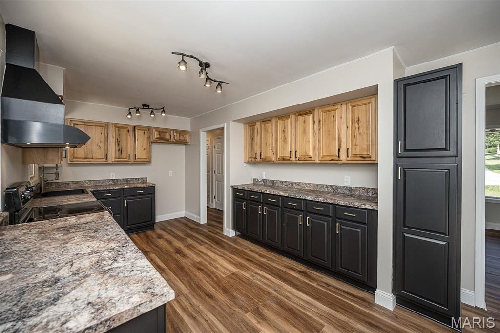 5935 Lafayette Drive Property Photo 15