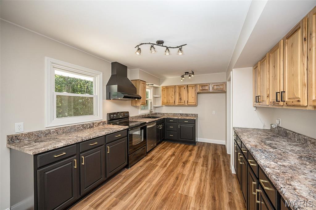 5935 Lafayette Drive Property Photo 16