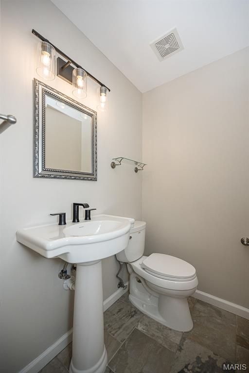 5935 Lafayette Drive Property Photo 20
