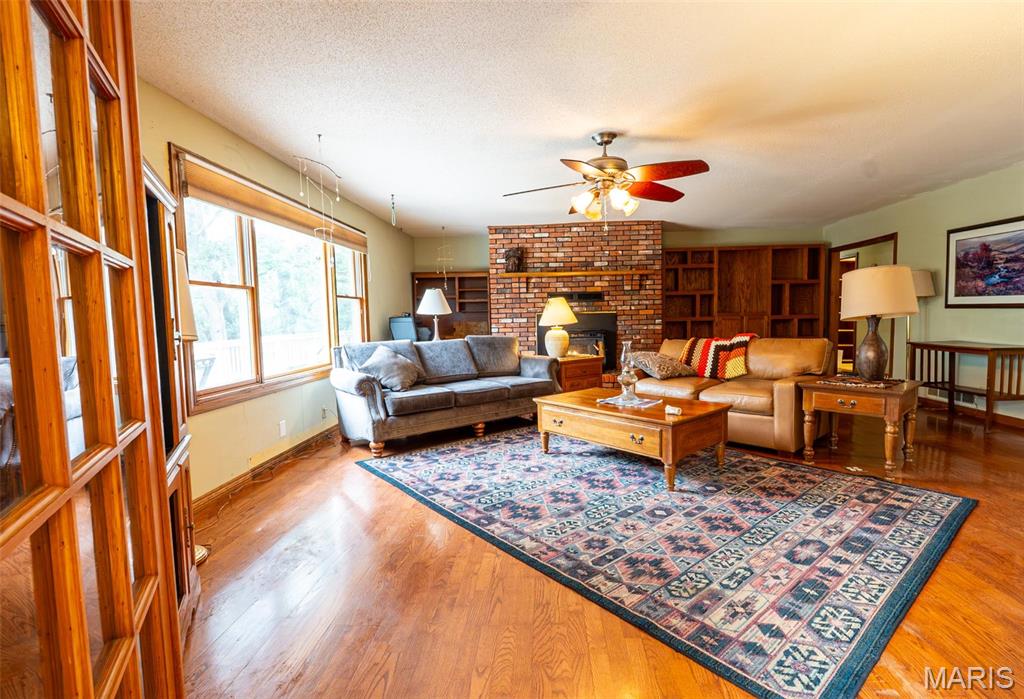 15655 County Road 5190 Property Photo 5