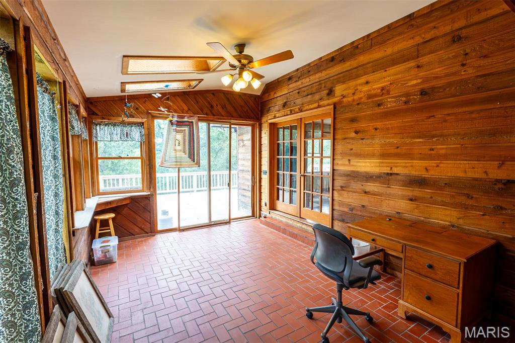 15655 County Road 5190 Property Photo 14