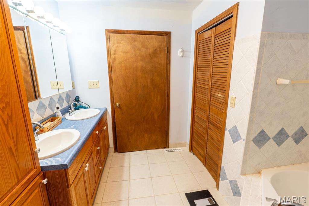 15655 County Road 5190 Property Photo 27