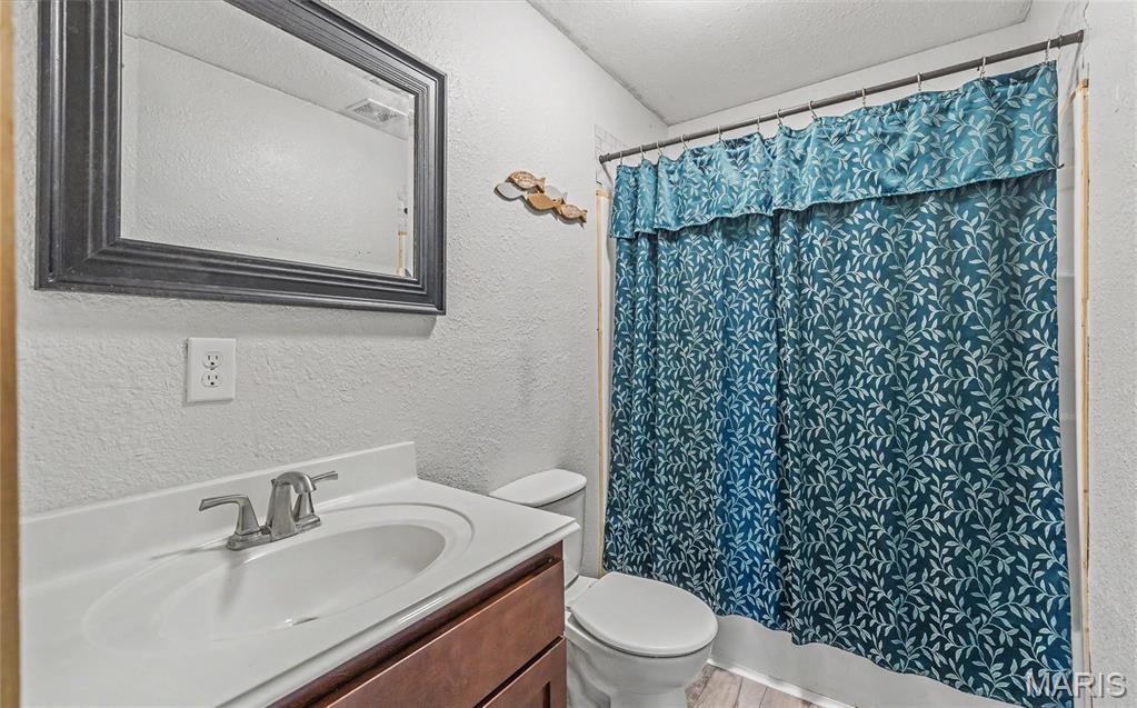 11875 County Road 5220 Property Photo 16