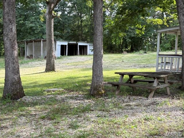 1232 W Springfield Road Property Photo 5
