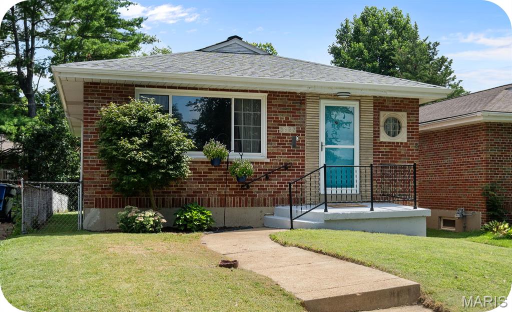 3927 French Court Property Photo 1
