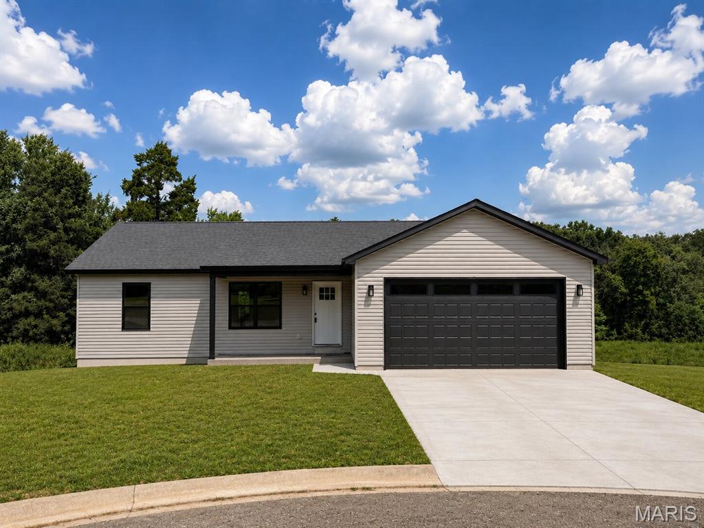 207 Willow Drive Property Photo 1