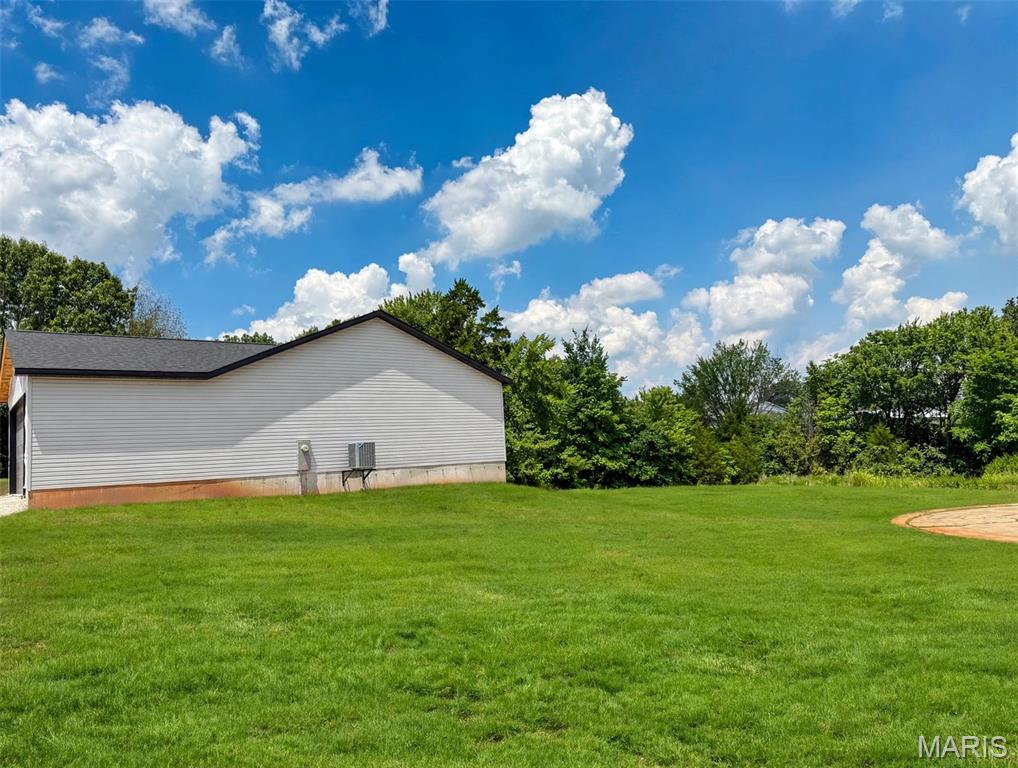207 Willow Drive Property Photo 12