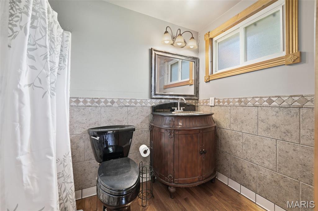5320 Staely Avenue Property Photo 12