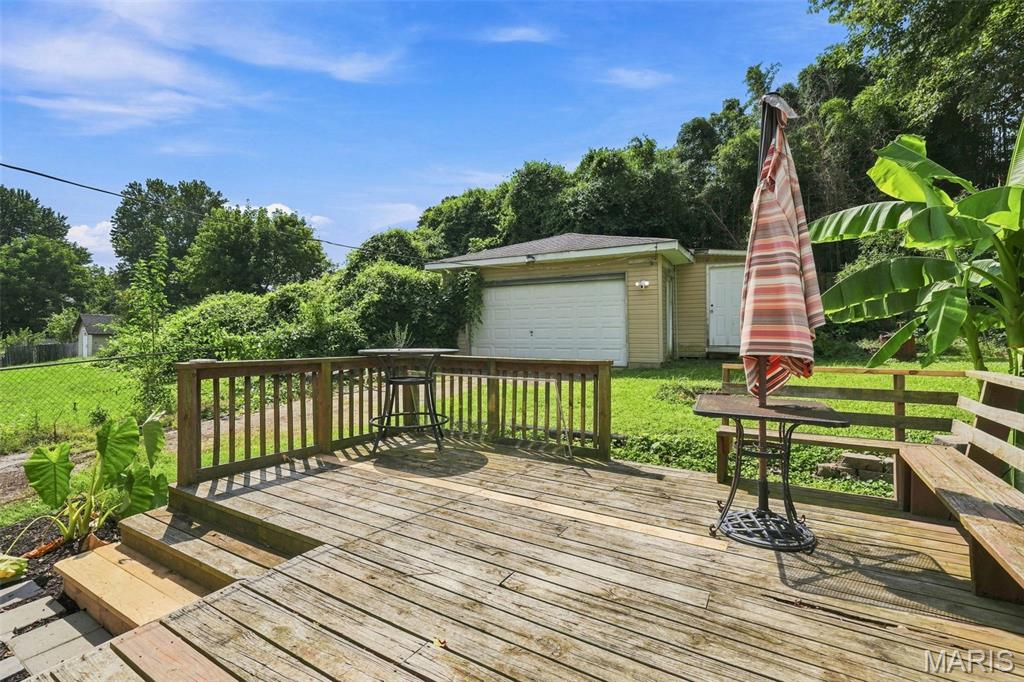 5320 Staely Avenue Property Photo 15