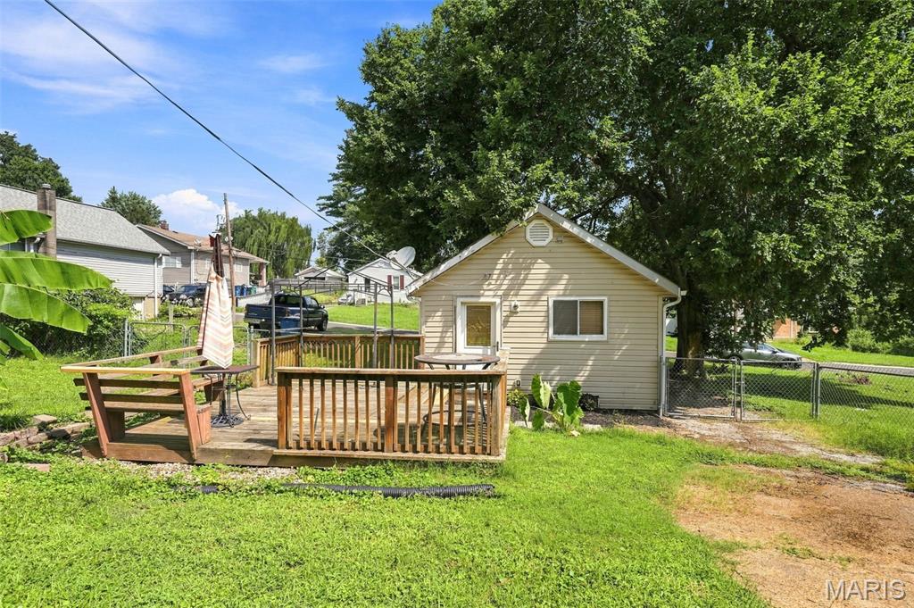 5320 Staely Avenue Property Photo 17