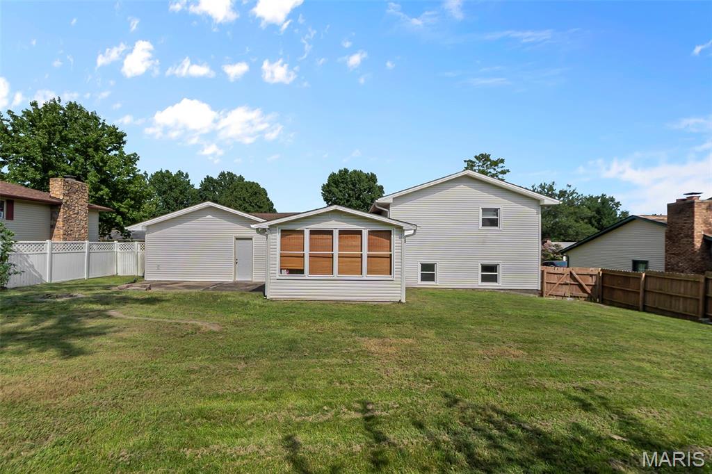 1573 Parksite Drive Property Photo 6