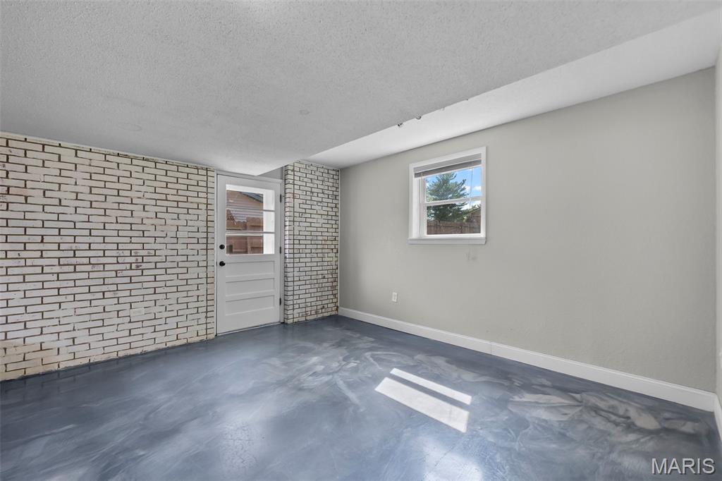 1573 Parksite Drive Property Photo 34