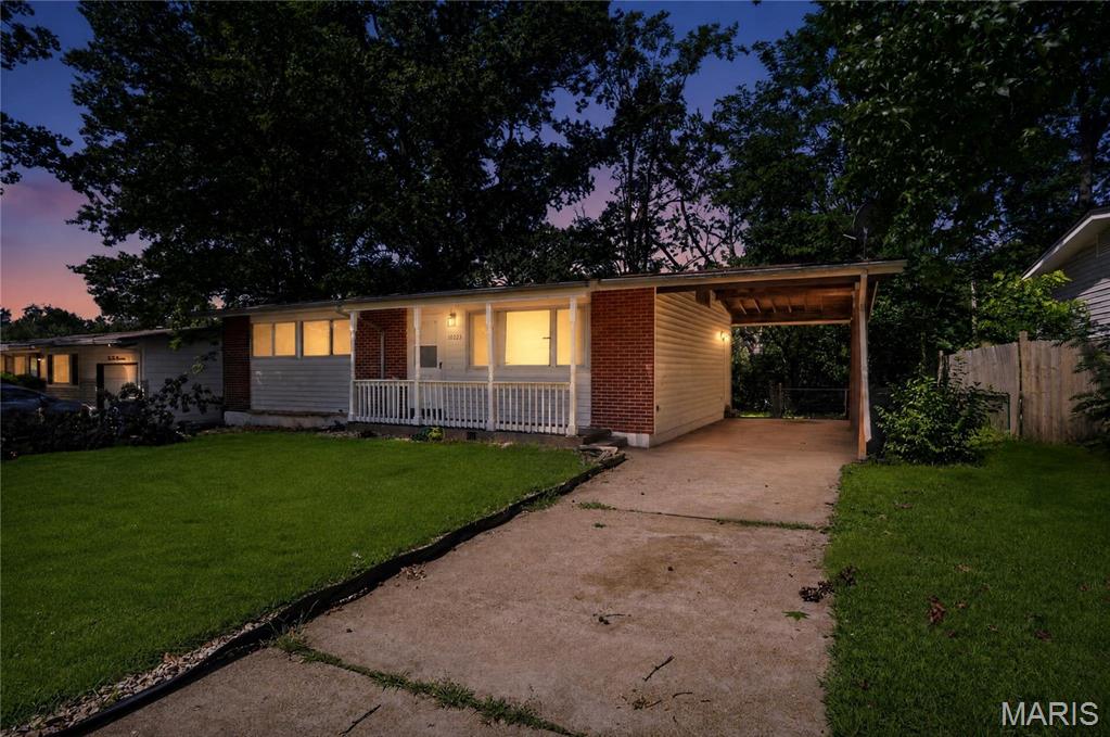 10223 Reba Drive Property Photo 1