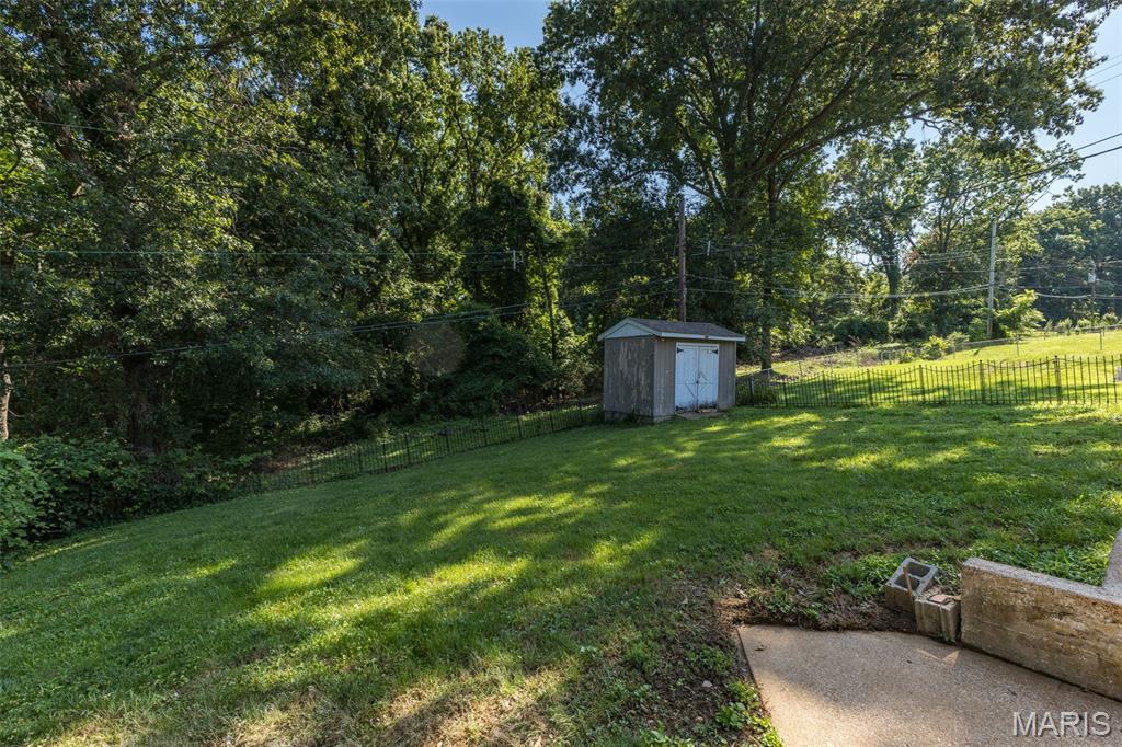 305 Amend Drive Property Photo 16