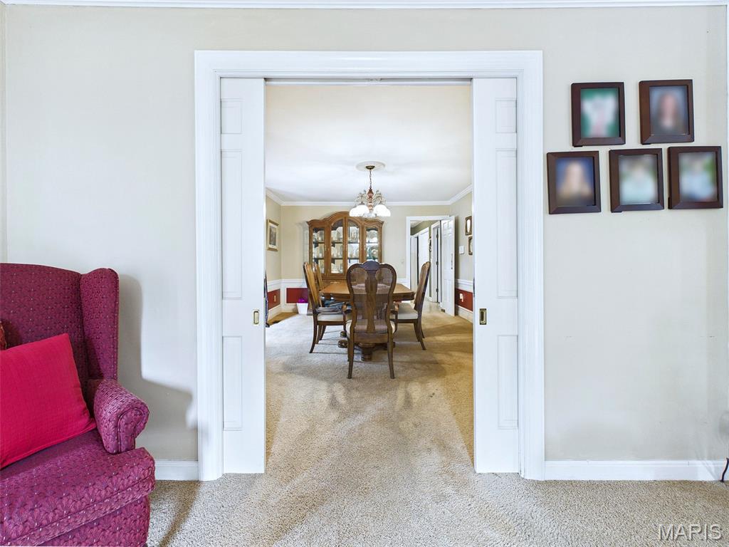 22 Frontenac Place Property Photo 9