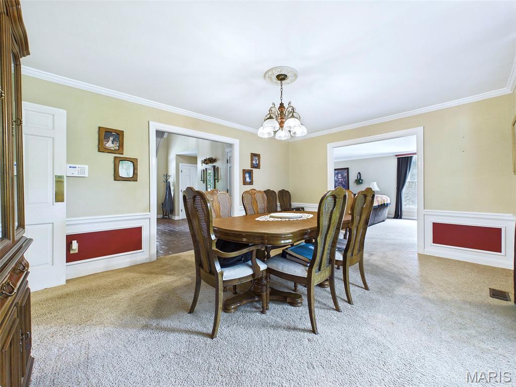 22 Frontenac Place Property Photo 10