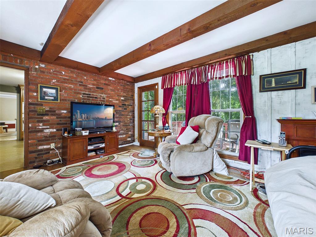 22 Frontenac Place Property Photo 14
